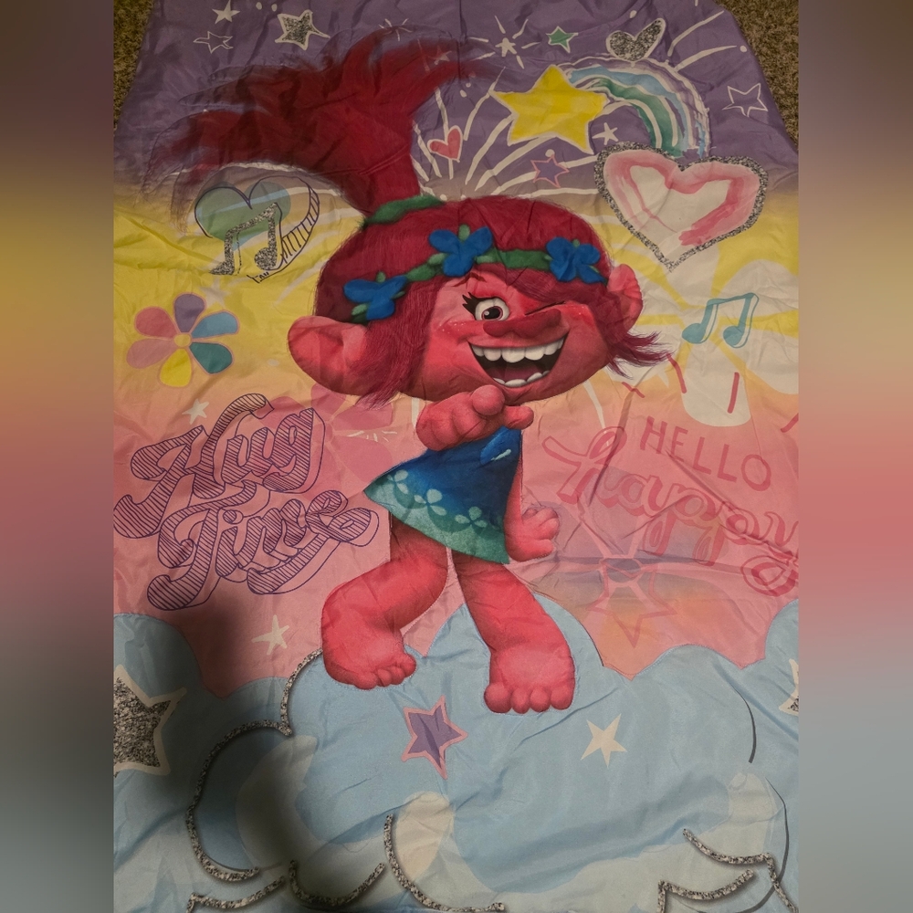 Trolls Toddler Bedding Set - 3 Piece - Picture 3 of 6